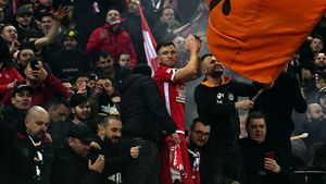 Prosport vă oferă cele mai tari imagini de la derby-ul Dinamo - FCSB. Cum au sărbătorit ”câinii” la finalul meciului | GALERIE FOTO