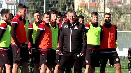 FOTO | Probleme pentru Dinamo în Antalya! "Câinii", dați afară de pe terenul de antrenament 