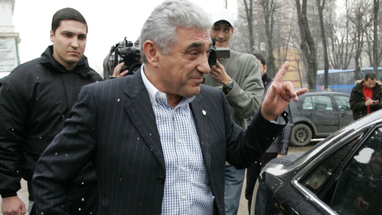 Giovani, scandal de Revelion?** "O să vin cu 100 de mitraliere să rezolv problema"