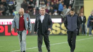 Paszkany cere schimbări drastice: "În România sunt interese ilegale dovedite"