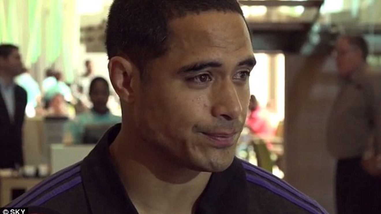 Scandal uriaș cu un star "All Blacks" după ce a fost prins făcând sex într-o toaletă de aeroport. VIDEO Mărturia în lacrimi a lui Aaron Smith: "Am făcut o mare eroare..."