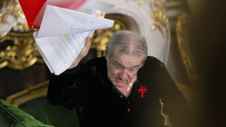 Gigi Becali și-a luat „țeapă”. A fost vândut cu un preț de 3 ori mai mare decât a fost cumpărat de la FCSB acum câteva zile