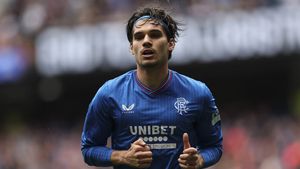 Scoțienii au răbufnit când au văzut că Ianis Hagi vrea să rupă contractul cu Rangers! L-au făcut praf pe fiul lui Gică Hagi, după declarațiile lui Giovanni Becali: „Supraevaluat!”