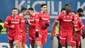 Dinamo l-a ratat. Nicolescu pierde transferuri pe bandă rulantă: după Nedelcearu, a picat și varianta bulgarului de la Cosenza