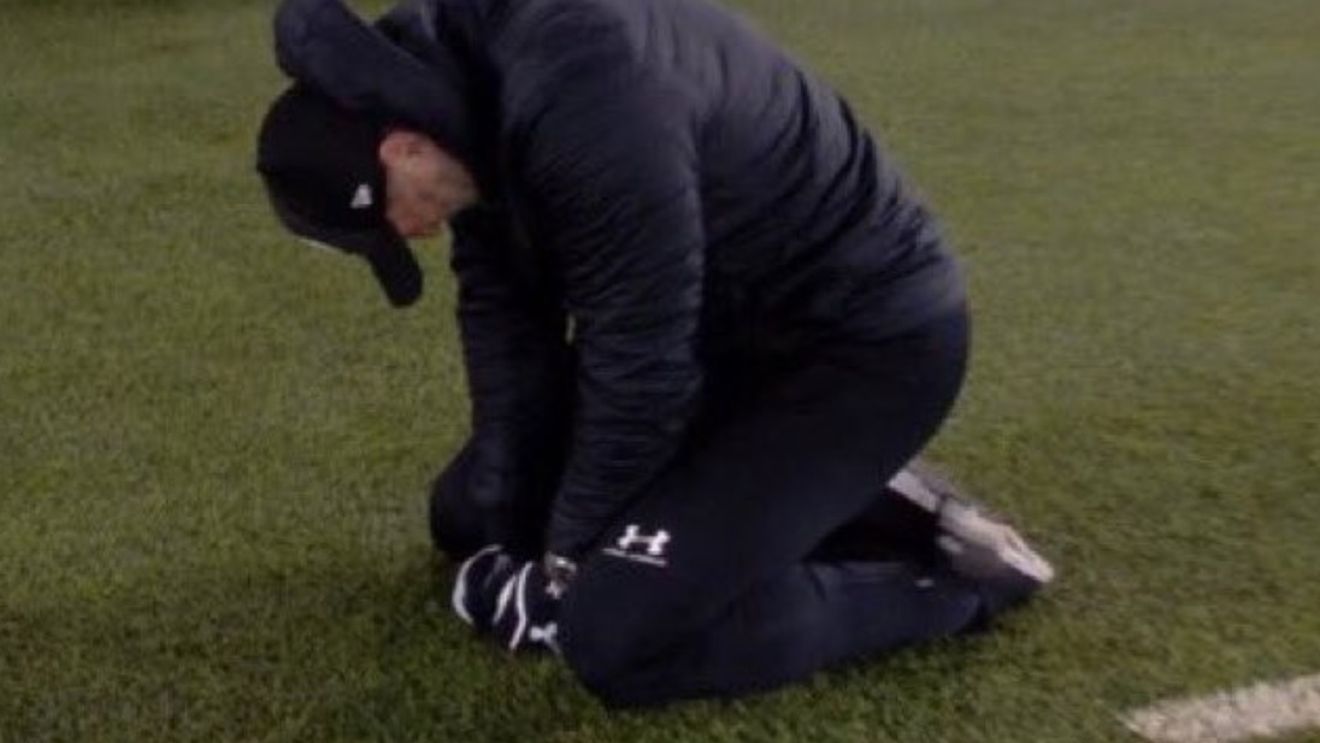 FC Liverpool, al doilea eșec în Premier League! Victoria l-a făcut să îngenuncheze și să plângă pe managerul lui Southampton: „Vocea mea este dispărută"