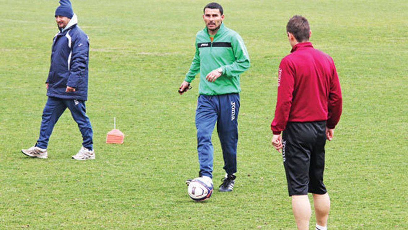 Trică nu va fi păstrat din vară! Paszkany are 5 variante pentru înlocuirea acestuia