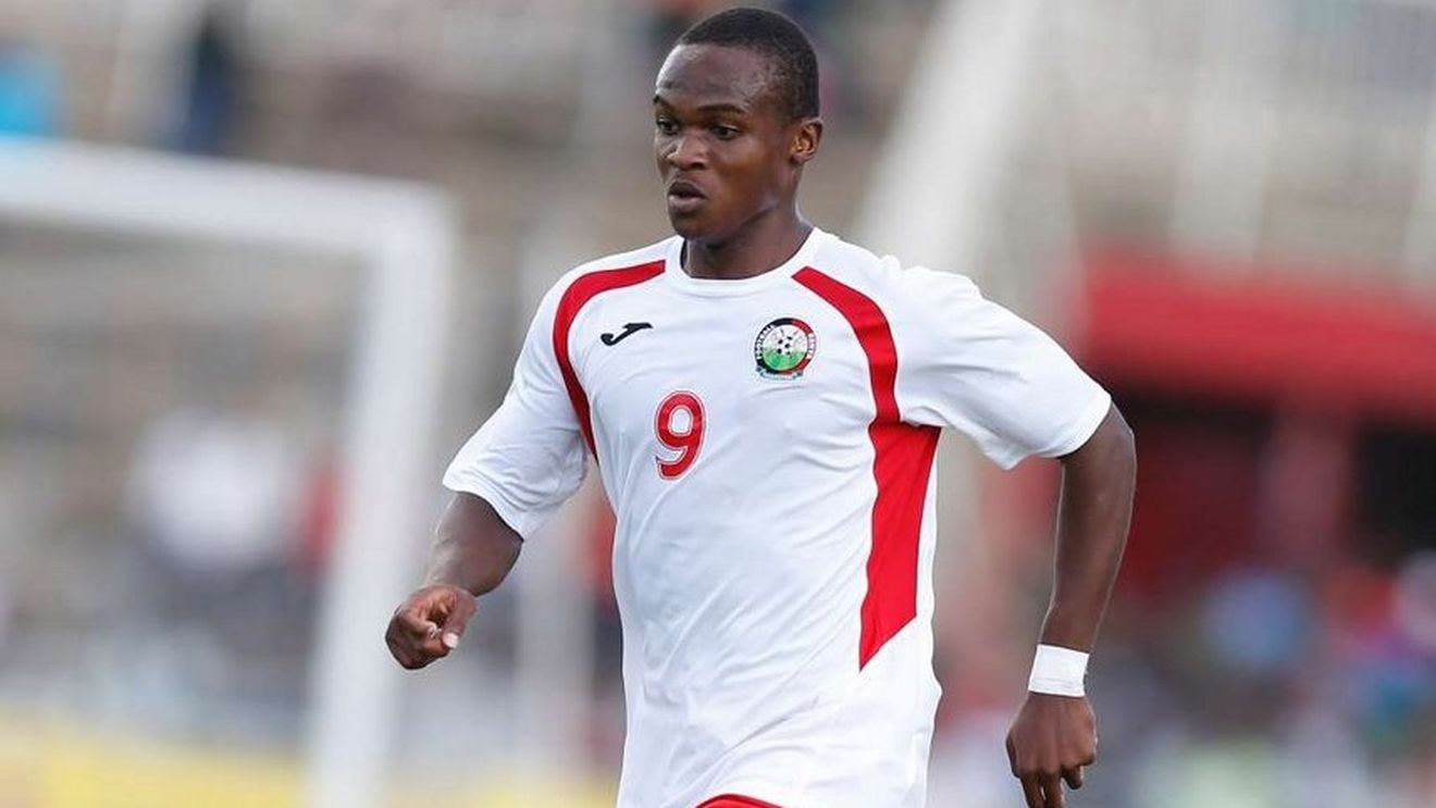 
A semnat rezilierea contractului sub amenințarea armei! Plângerea incredibilă depusă de acest fotbalist la FIFA