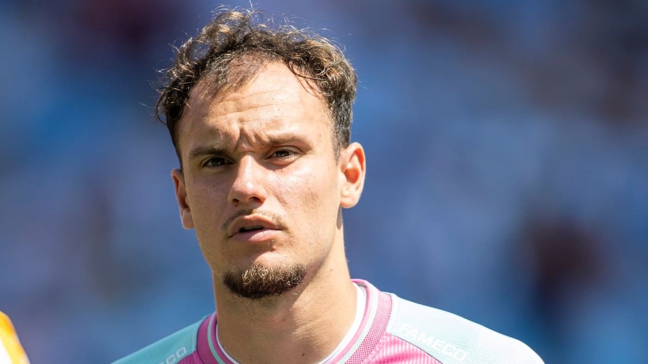 România vrea să convingă un fotbalist din naționala U21 a Suediei să joace pentru Gică Hagi