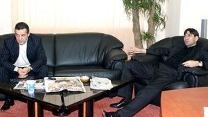 Pițurcă vrea totul, dar se poate alege cu și mai puțin!** Becali îi retează mofturile selecționerului: "Oricum am mai mare încredere în Reghe!" Ce a iscat scandalul