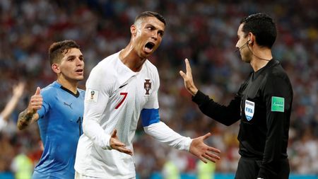 "Noi, oamenii din Uruguay, urâm tot ce reprezintă el!". Material special pentru Cristiano Ronaldo din partea sud-americanilor: "Am prefera să vedem că zâmbește un argentinian"