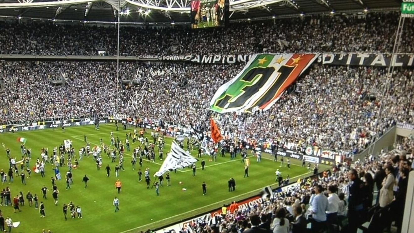 Juventus Torino a câștigat** campionatul Italiei cu trei etape înainte de final