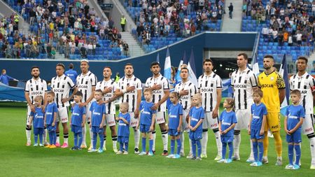 Ce îl așteaptă pe Adrian Mutu în noua aventură de la Neftci Baku! Ce șanse are „Briliantul” în lupta la titlu cu marea rivală din Azerbaidjan și obiectivul imediat al clubului. În 2022, Reghecampf l-a ratat dramatic | SPECIAL