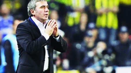 "Regele" a avut o relație specială cu Adrian Păunescu:** "E o zi tristă pentru România! Am ascultat de sfaturile lui"