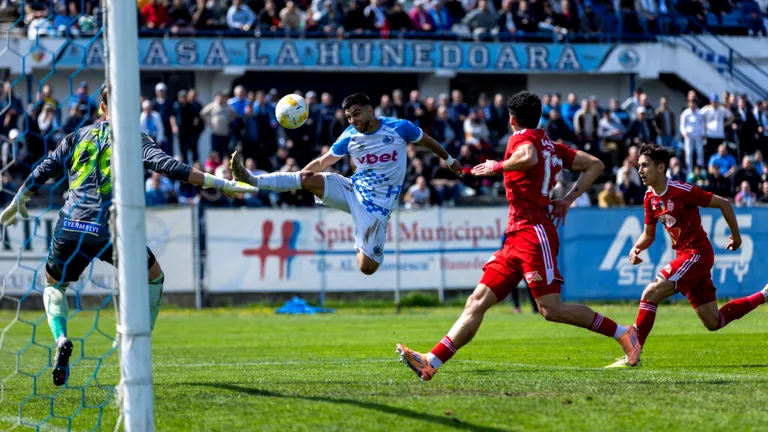 Următoarea rundă din Liga 2 poate decide prima promovată matematic, dar și alte două retrogradate. Programul etapei 7 din play-off și 6 din play-out