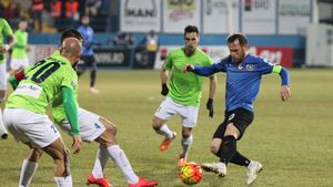 Cernat, exasperat de "autobaza" lui Napoli: "Ce poți să mai faci când joacă cu 6 fundași centrali!? S-au băgat toți în poartă"