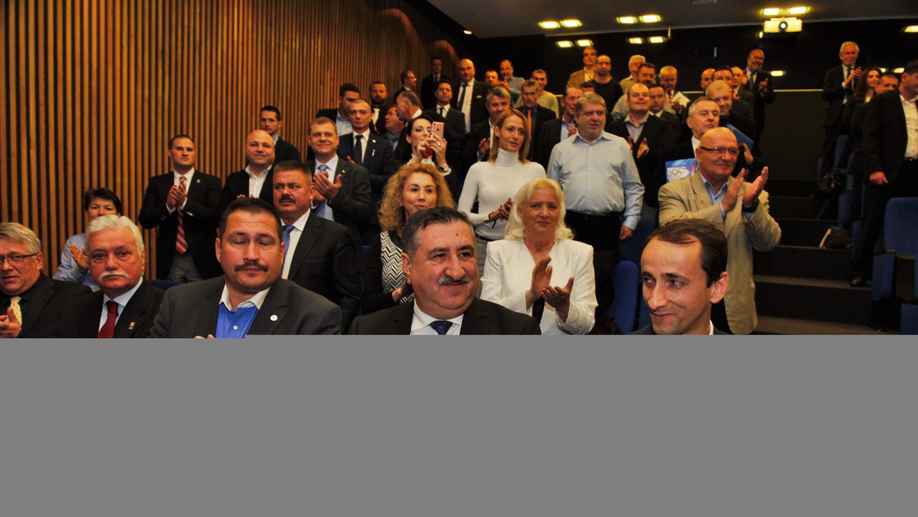 LIVE BLOG | Covaliu câștigă lupta cu Szabo pentru COSR. Boroi, noul secretar general. Următorul comandant al CSA Steaua trebuie să continue lupta cu Becali. Efect de domino: Laura Badea, șefă la FR Scrimă? | CULISE