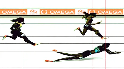 Scenă incredibilă la proba de 400 de metri de la Jocurile Olimpice. Câștigătoarea pur și simplu a plonjat peste linia de sosire: „Nu voiam să scap medalia de aur. Am câteva zgârieturi, dar sunt bine”