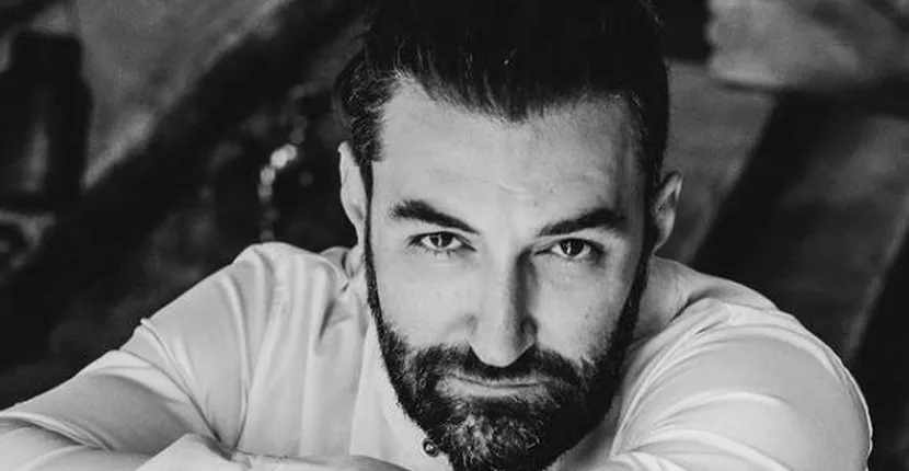 Smiley a transmis un mesaj emoționant cu ocazia zilei de 1 Decembrie. Cum s-a pozat artistul