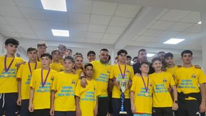 Fotbalist român, în vizorul celor de la Borussia Dortmund! Echipa la care este legitimat în România a făcut spectacol în campionatul județean Under 17, având marcate peste 300 de goluri într-un singur sezon. SPECIAL