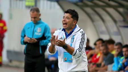 Bună dispoziție în Bănie. Ce cadouri au primit jucătorii lui FCU 1948 și Giovanni Costantino de la Moș Crăciun. SPECIAL