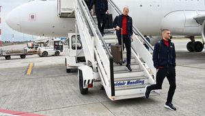 Confortul vedetelor FCSB cu cheltuială se ține! Suma exorbitantă pe care Gigi Becali o plăteşte pentru charterul cu care îşi duce fotbaliştii în Scoția