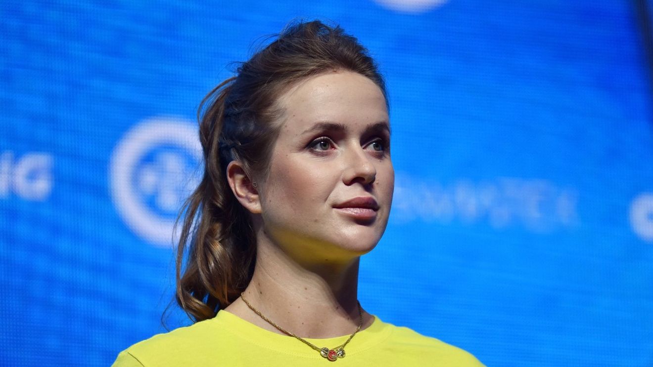 Elina Svitolina, rivala din Ucraina a Simonei Halep, îmbracă uniforma militară! Gestul jucătoarei face înconjurul planetei: „Eroii noștri!”