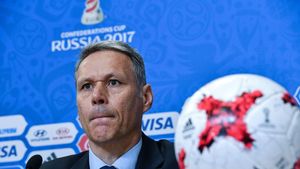 Marco van Basten, atac fără precedent la UEFA: „E în lesa cluburilor bogate!”. Critici dure pentru federația olandeză