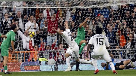 VIDEO Rocadă înainte de "El Clasico"** Real, noul lider din Spania