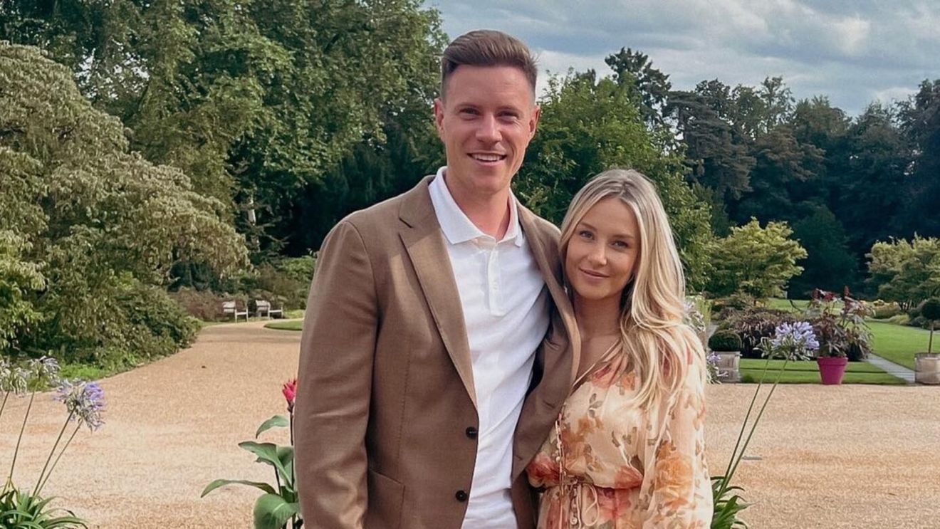 Emisiunea care l-a dat divorțat pe fotbalistul milionar pentru că soția l-ar fi înșelat cu antrenorul de fitness, scoasă de pe TV