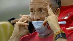 Situația se agravează la FCSB! Mihai Stoica și alți trei jucători, depistați și ei pozitiv cu coronavirus! Cine sunt marii absenți pentru meciul din Europa League