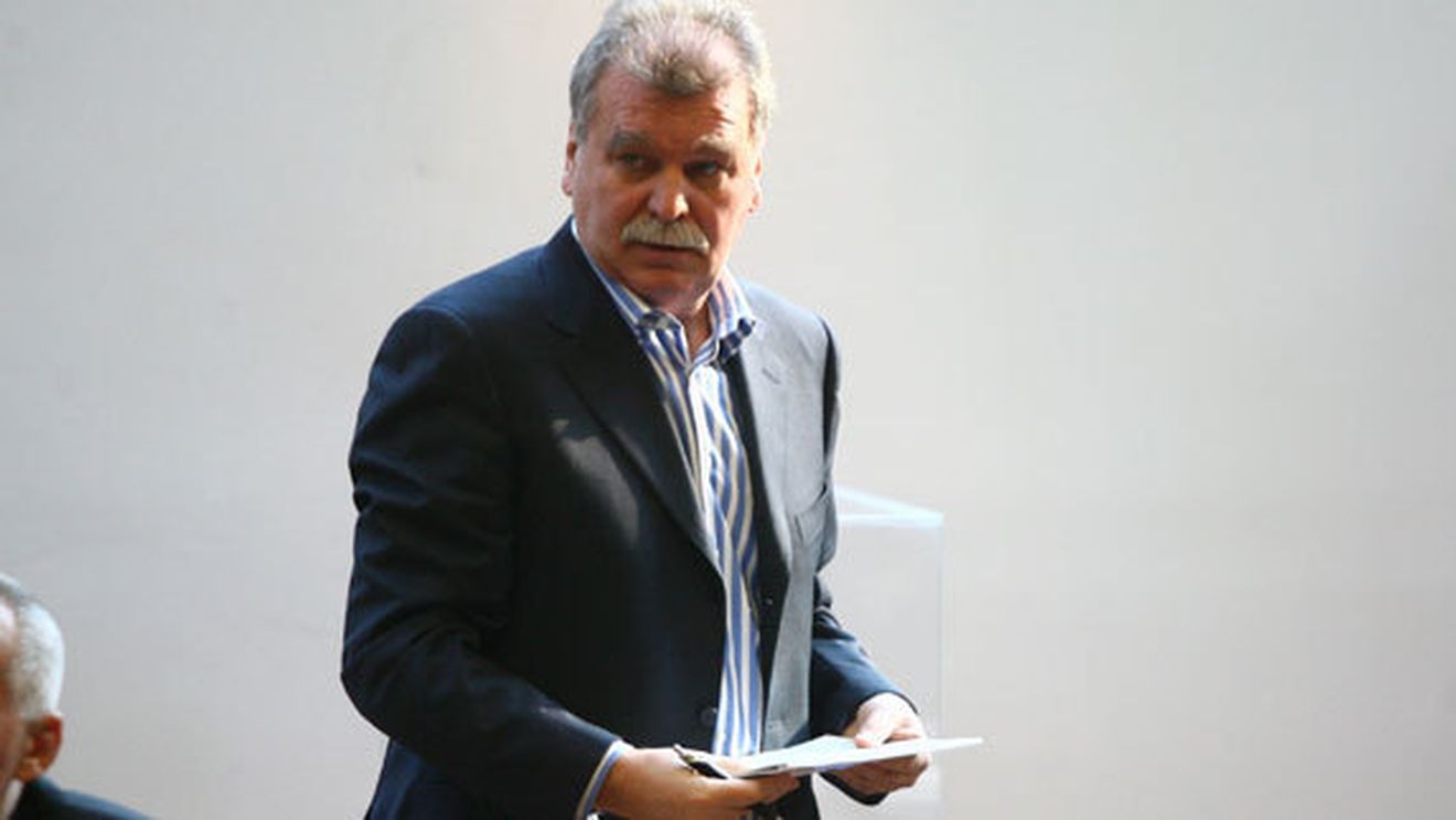 La Rapid se poate, la Pandurii nu:** "Am reeșalonat datoria către Brașov, nu riscăm să nu jucăm etapa viitoare"