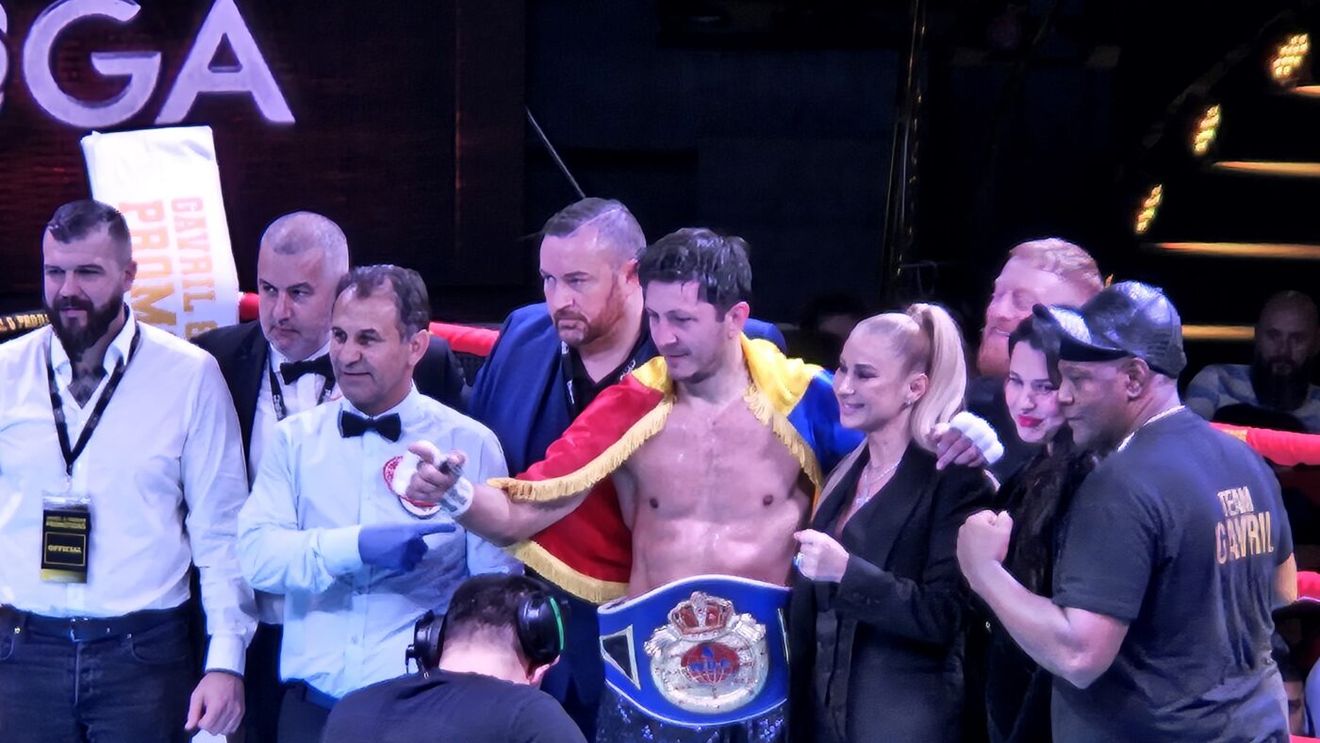 Ronald Gavril a câștigat centura WBF World după ce și-a făcut K.O. adversarul în runda 5!