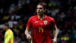 Ianis Hagi a acceptat oferta. Semnează în ultima zi de mercato contractul