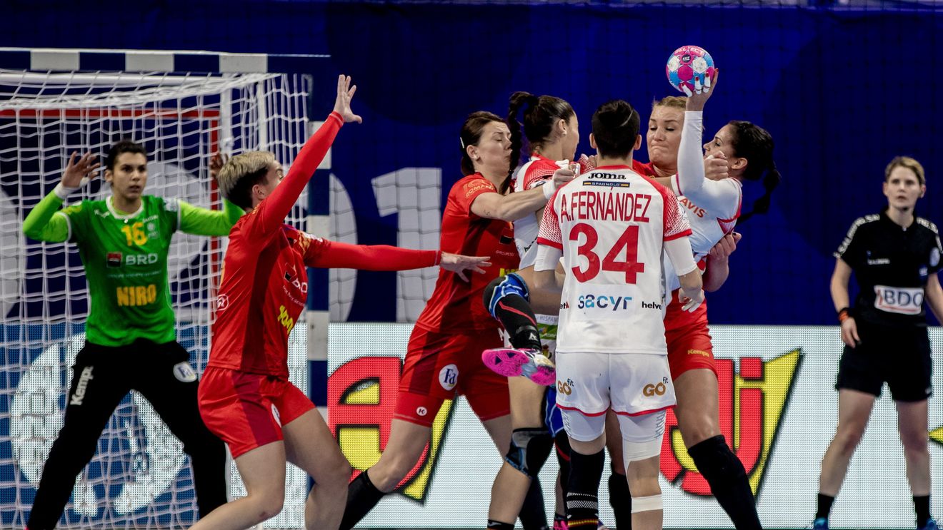 Două românce din națională trag semnalul de alarmă înainte de meciul cu Ungaria, "finala" din grupa principală: "Le cunosc...". Cinci tricolore au venit la lot din Ungaria