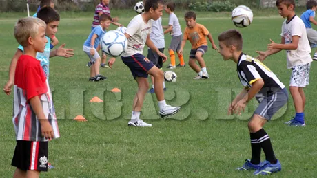 Stăruința Săgeata,** clubul unde copiii din comună fac primii pași în fotbal