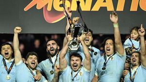 U-lu-i-tor! Franța a câștigat Turneul celor 6 Națiuni după ce a învins Anglia când ceasul arăta zero în dreptul timpului!