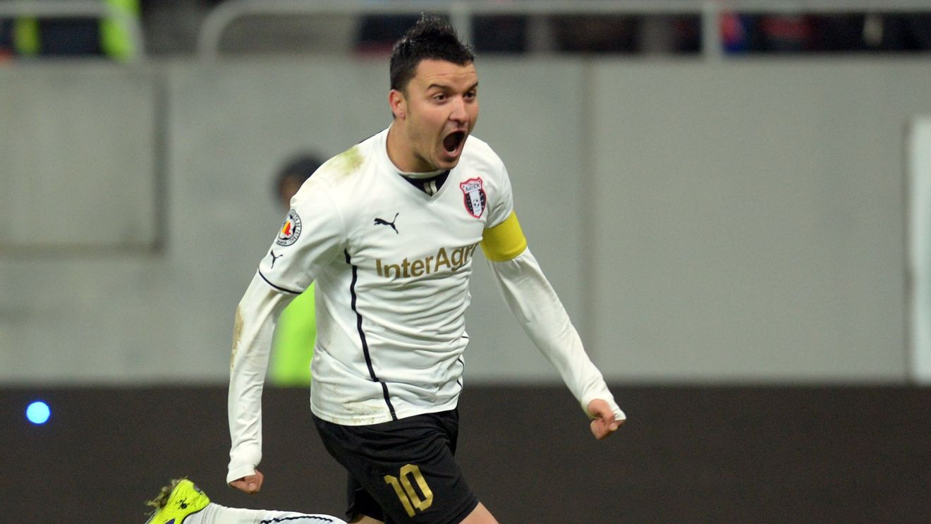 Astra - Steaua, duel dur la nivelul declarațiilor. Budescu e ironic: "Să îi arbitreze Argăseala ca să îi ajute"