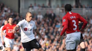 Atacantul englez Bobby Zamora și-a anunțat retragerea din activitate, la 35 de ani