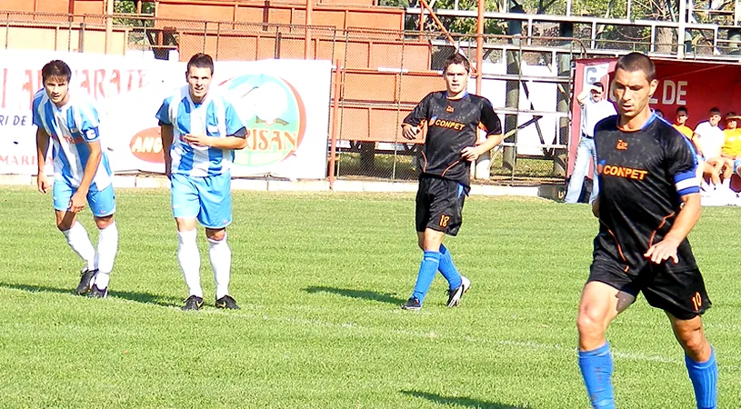 Iacob și Vlad,** golgeterii echipelor prahovene