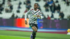 Manchester United plănuiește să trasfere un fotbalist de la Real Madrid pentru a-i face concurență lui Aaron Wan-Bissaka!