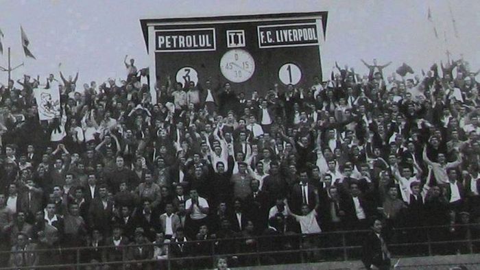 60 de ani de la Petrolul Ploiești - Liverpool, meciul care a paralizat un oraș întreg! De teama unei tragedii, porțile stadionului s-au închis cu două ore înainte de start