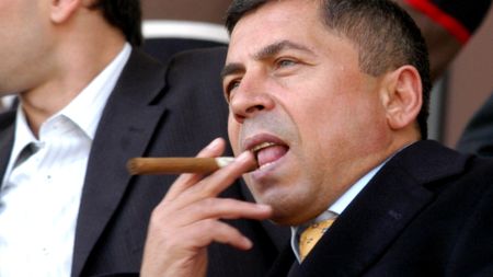 Turcu: "Suntem șmecheri și vindem pe sume mari!"