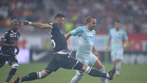 Probleme pentru Dică! Un om de bază e OUT pentru meciul următor și ar putea rata dubla cu Hajduk Split: "S-a accidentat în partida cu Dinamo"