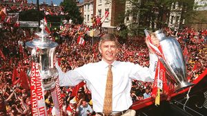 Arsene Wenger e de-a dreptul venerat la Arsenal! Clubul londonez i-a făcut o statuie de 3,5 metri în fața stadionului Emirates
