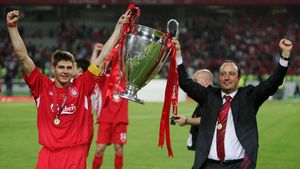 Dezvăluiri după 11 ani | "A ținut cel mai bun discurs pe care l-am auzit vreodată de la un căpitan". Steven Gerrard și momentul în care toți au înțeles de ce este legenda lui Liverpool. Ce s-a întâmplat în pauza finalei de la Istanbul: "Ai nevoie de 'ouă' pentru a face așa ceva!"