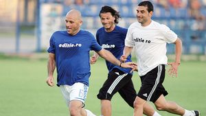 Mititelu: "Aș vrea să joc fotbal împotriva lui Borcea și Becali"