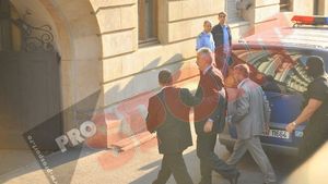 Vasile Avram a îzbucnit în LACRIMI la finalul ședinței! El și Țerbea află VINERI** dacă vor mai rămâne în arest!