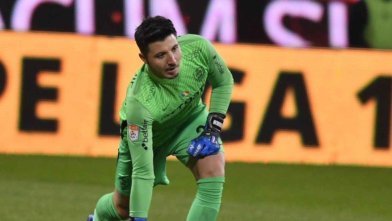 Pierdere importantă pentru CFR Cluj! Cristi Bălgrădean s-a accidentat în meciul cu Sepsi: „Simțeam că mi se rupe mușchiul”. Cât va lipsi portarul campioanei