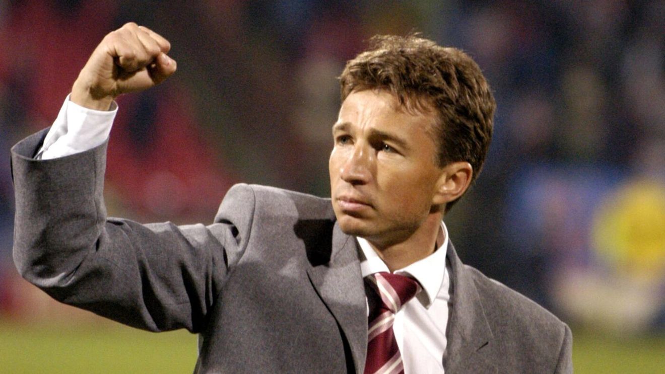 Dan Petrescu a semnat cu Rapid după ce Giovanni Becali l-a convins: „Se uită în fotbal”