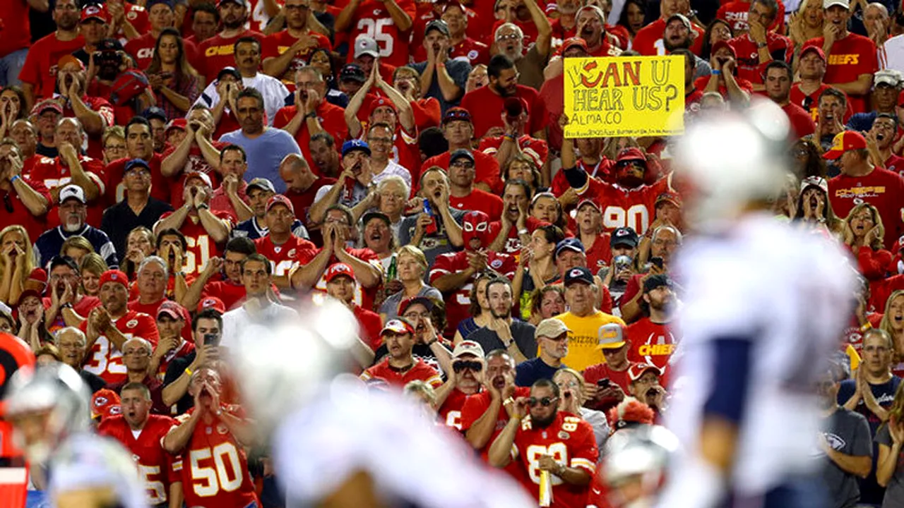 Cei mai gălăgioși fani din lume rămân cei din Statele Unite. Un nou record mondial stabilit în NFL | VIDEO